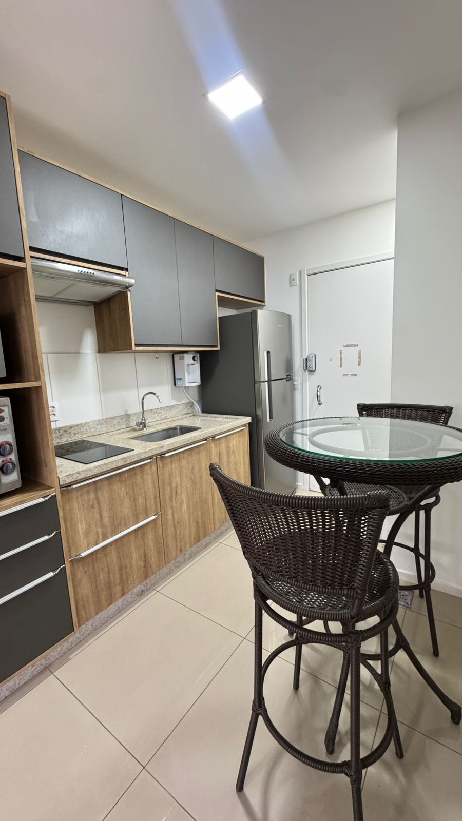 Metropolitan Sidney - R$ 3.000,00