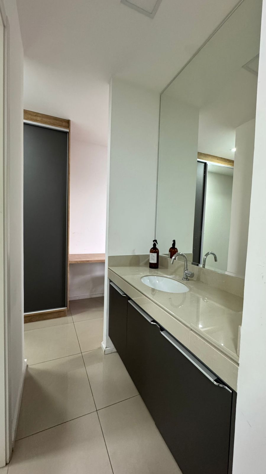 Metropolitan Sidney - R$ 3.000,00